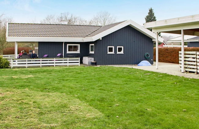 6 Person Holiday Home in Borkop - Foto 36