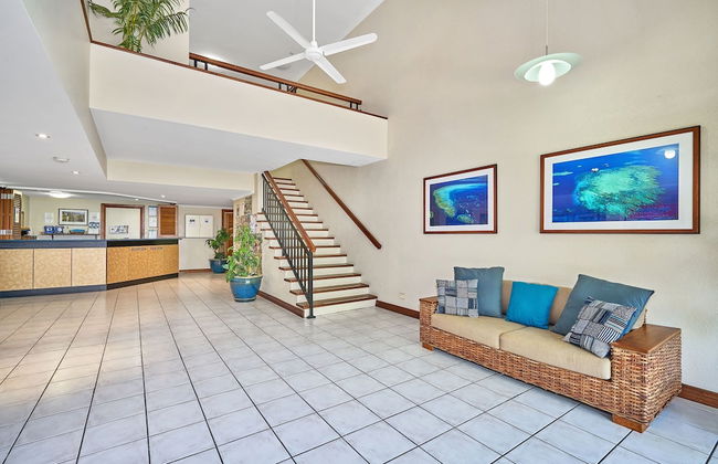 Trinity Beach Club Holiday Apartments - Foto 2