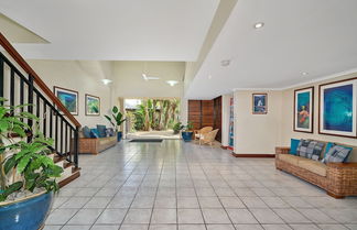 Photo 3 - Trinity Beach Club Holiday Apartments