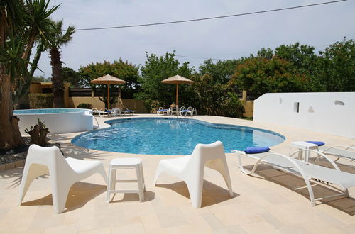 Foto 19 - Xenos Villa 2 With 5 Bedrooms Private Swimming Pool, Near the sea