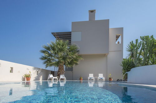 Photo 22 - Xenos Villa 2 With 5 Bedrooms Private Swimming Pool, Near the sea