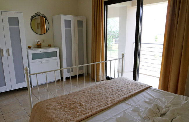 Xenos Villa 2 With 5 Bedrooms Private Swimming Pool, Near the sea - Foto 4