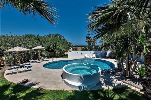 Photo 31 - Xenos Villa 2. With 5 Bedrooms , Private Swimming Pool, Near the sea