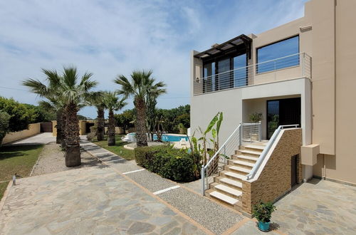 Foto 43 - Xenos Villa 2 With 5 Bedrooms Private Swimming Pool, Near the sea