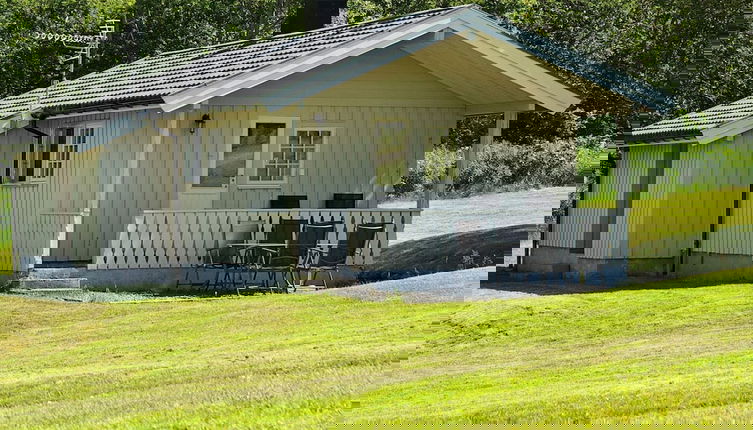 Photo 1 - 4 Person Holiday Home in Utvik-by Traum