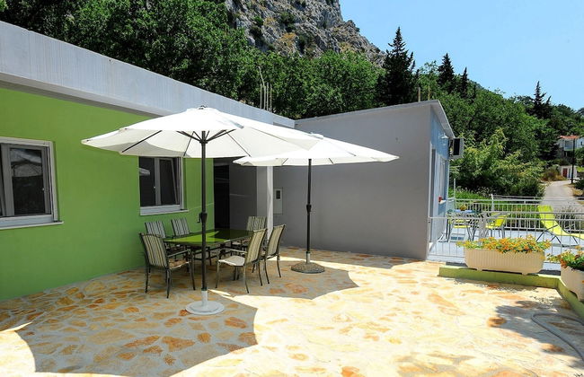 Holiday House With Pool - Foto 19