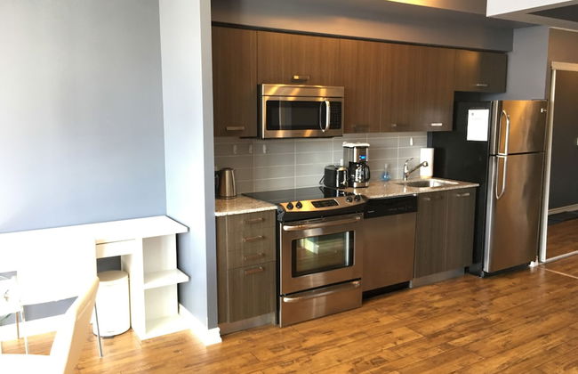 Altitude Suites Bay Street by Teristo Group - Photo 48