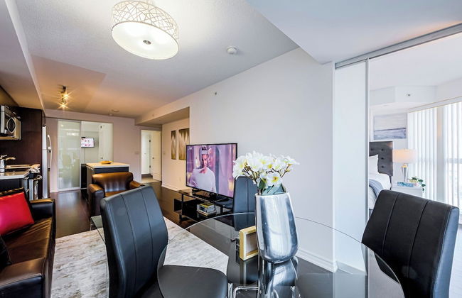Altitude Suites Bay Street by Teristo Group - Photo 61