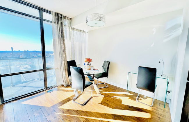 Altitude Suites Bay Street by Teristo Group - Photo 37