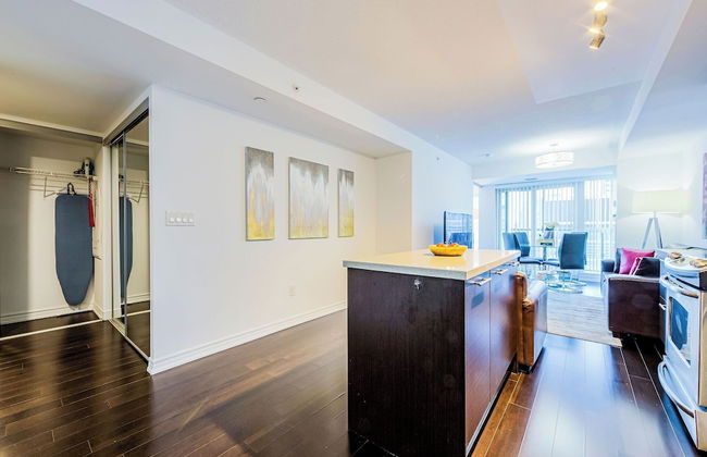 Altitude Suites Bay Street by Teristo Group - Photo 56