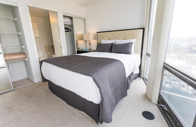Altitude Suites Bay Street by Teristo Group - Photo 80