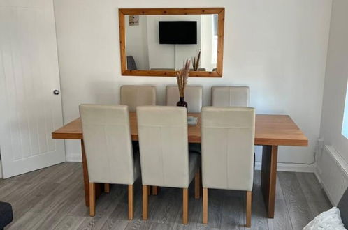 Foto 9 - Impeccable 5-bed Apartment in Southend-on-sea