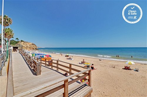 Photo 1 - Albufeira Beach 1 by Homing