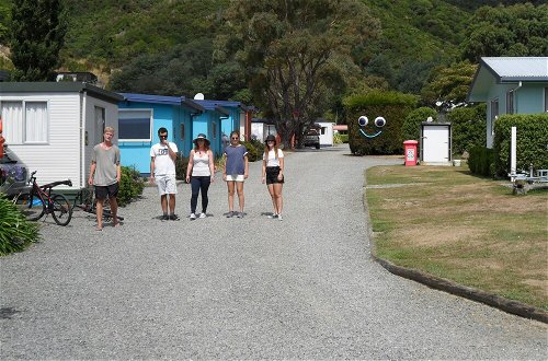 Foto 65 - Waikawa Bay Holiday Park