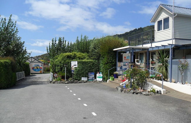 Waikawa Bay Holiday Park - Foto 2