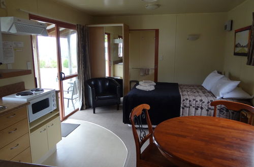 Photo 11 - Waikawa Bay Holiday Park