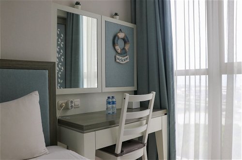 Foto 13 - Comfort and Elegant 1BR at Gold Coast Apartment