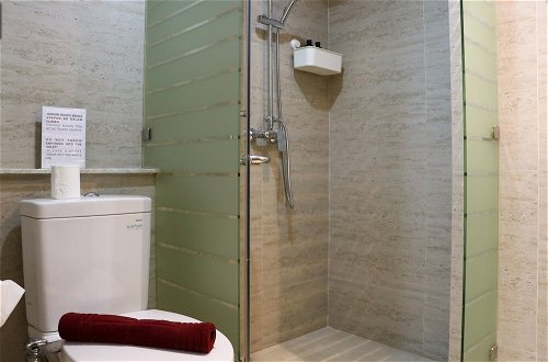 Foto 7 - Comfort and Elegant 1BR at Gold Coast Apartment