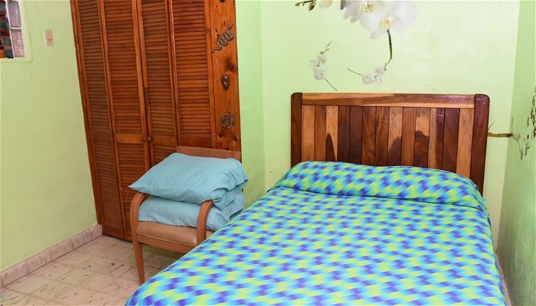 Foto 1 - Room in B&B - Cancun Guest House 6
