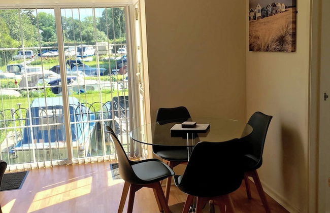 River Courtyard Apartment In The Heart Of - Photo 29