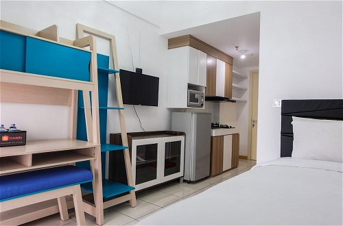 Photo 10 - Contemporer Studio Apartment M-Town Residence near Summarecon Mall Serpong