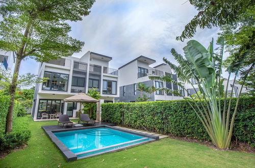 Photo 25 - Laguna Park Townhouses