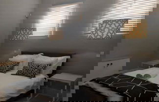 Photo 2 - The Cube Executive Apartments