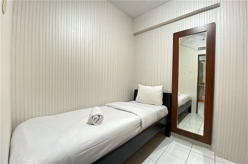 Foto 9 - Stylish & Strategic 2BR at Gateway Ahmad Yani Cicadas Apartment near Mall