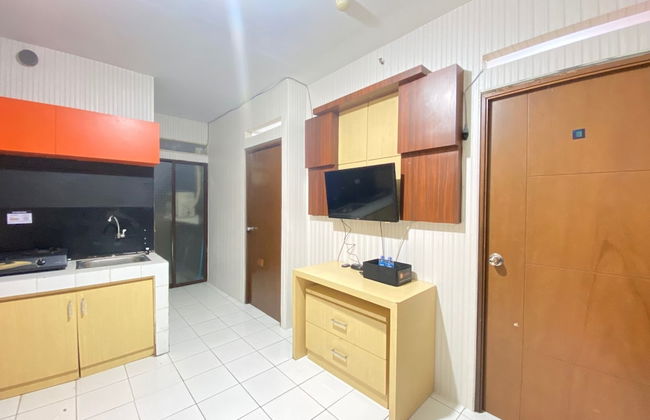 Stylish & Strategic 2BR at Gateway Ahmad Yani Cicadas Apartment near Mall - Foto 7