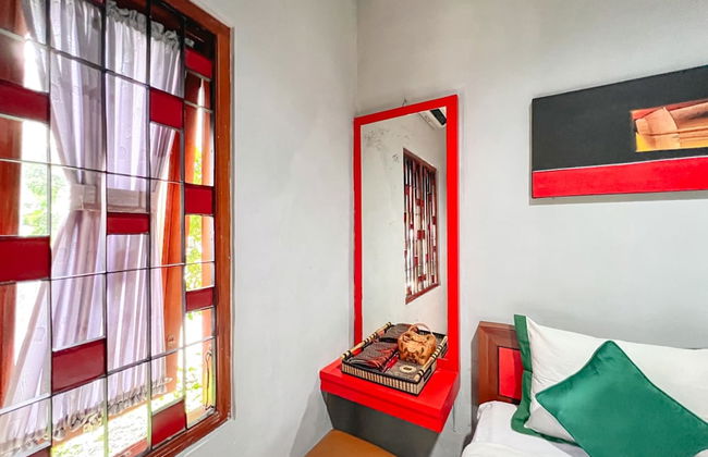 Homestay Jogja dekat Ambarukmo by Simply Homy - Foto 17