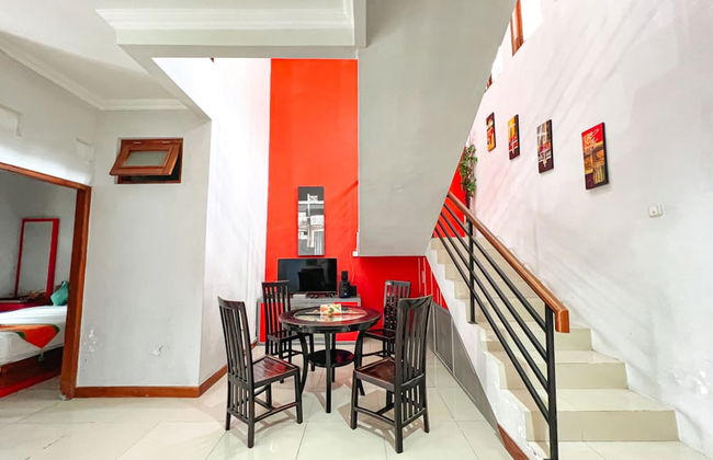 Homestay Jogja dekat Ambarukmo by Simply Homy - Foto 18