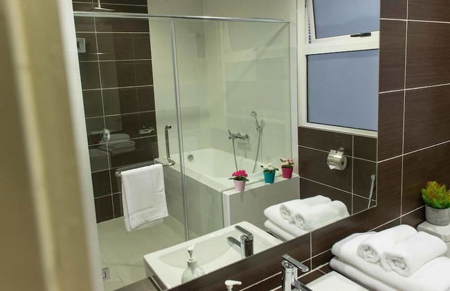 Encorp Marina Suites - Photo 31