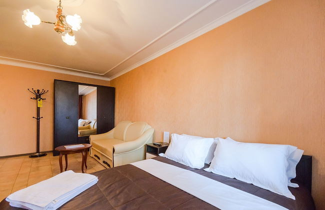 Partner Guest House - Photo 52