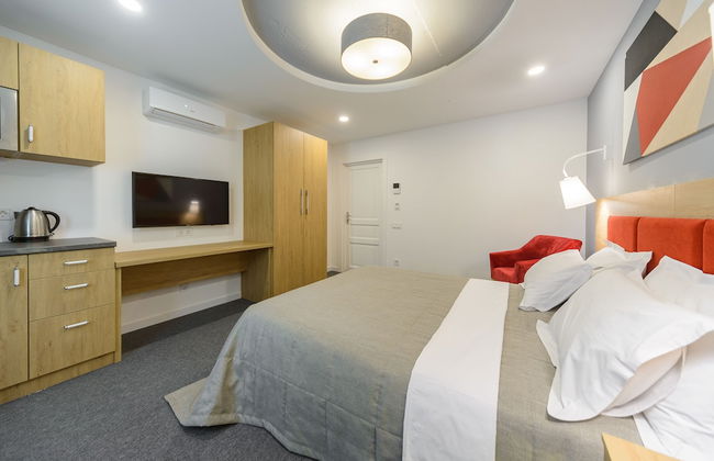 Partner Guest House - Photo 69