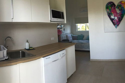 Photo 31 - New Fantastic Apartment near Palm Beach