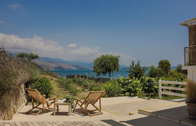 Apollonides Seafront Villa 2 “Melete” - Foto 8