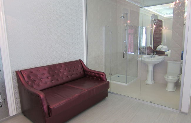 Partner Guest House Khreschatyk - Photo 32