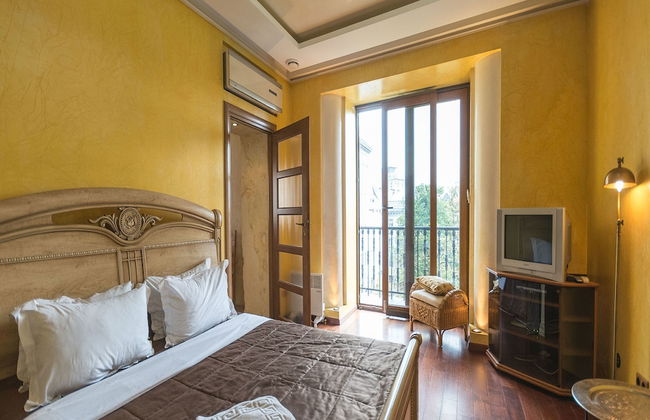 Partner Guest House Khreschatyk - Photo 18