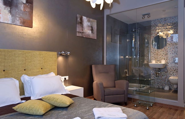 Partner Guest House Khreschatyk - Photo 59