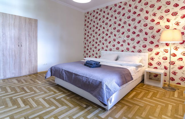 Rent Kiev Maidan Nezalezhnosti - Photo 25