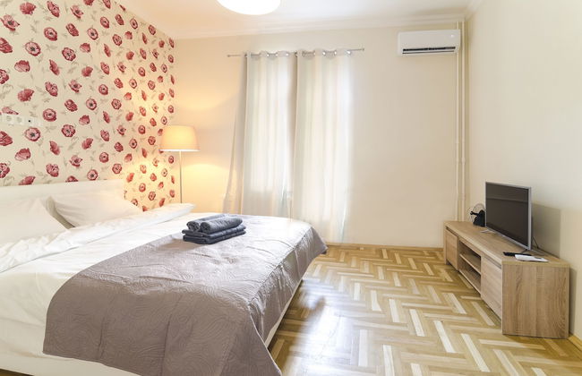 Rent Kiev Maidan Nezalezhnosti - Photo 22