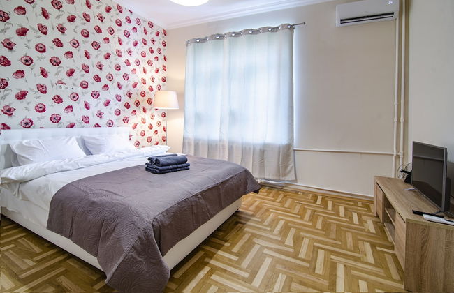 Rent Kiev Maidan Nezalezhnosti - Photo 24