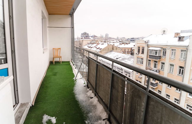 Rent Kiev Maidan Nezalezhnosti - Photo 60