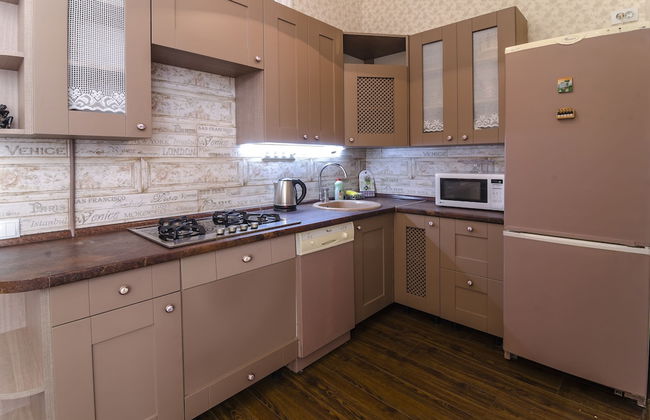 Rent Kiev Maidan Nezalezhnosti - Photo 36