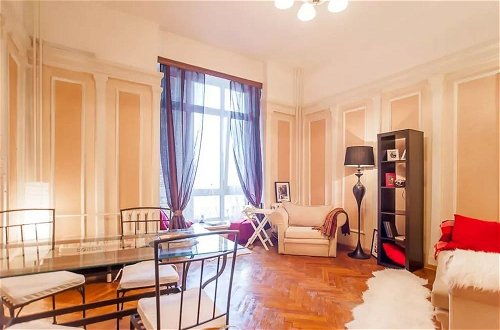 Foto 12 - Apartment on Bolshoy Gnezdnikovskiy 10