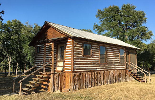 Log Cabin 1 at Son's Blue River Camp - Foto 1