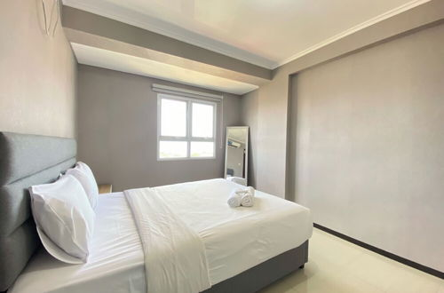 Photo 4 - Homey 2Br Furnished Apartment At Gateway Pasteur