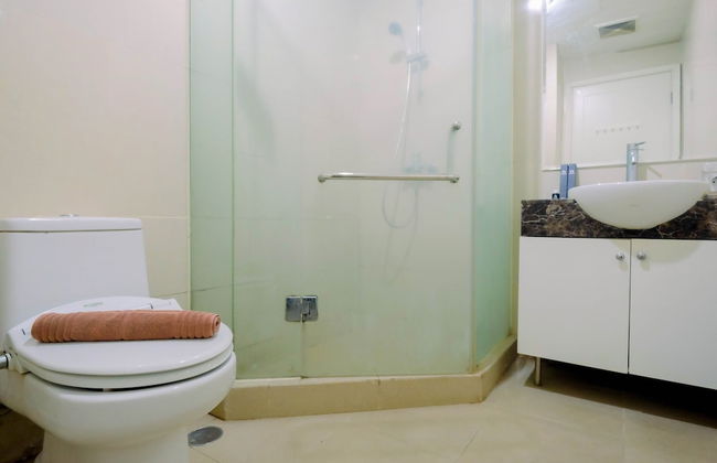 Modern and Comfortable 1BR at Casa Grande Apartment - Photo 14