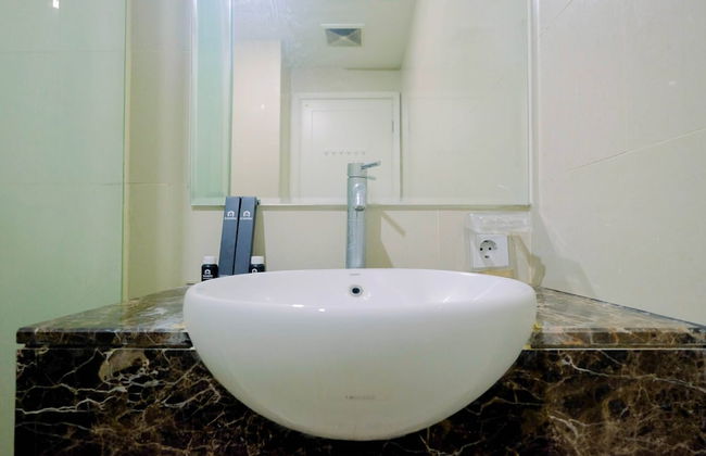 Modern and Comfortable 1BR at Casa Grande Apartment - Photo 18