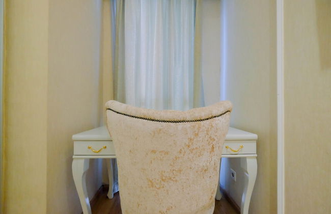 Modern and Comfortable 1BR at Casa Grande Apartment - Photo 19